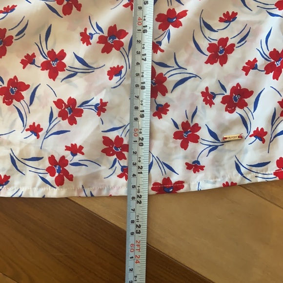 🌸 Tommy Hilfiger blouse - Picture 5 of 5